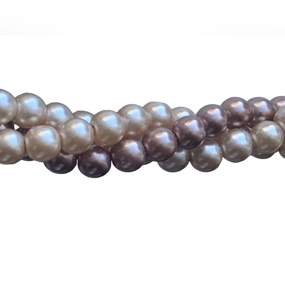 RMN Champagne Plum Lustrous Faux Pearl Triple Strand Women’s Necklace - Picture 4 of 7